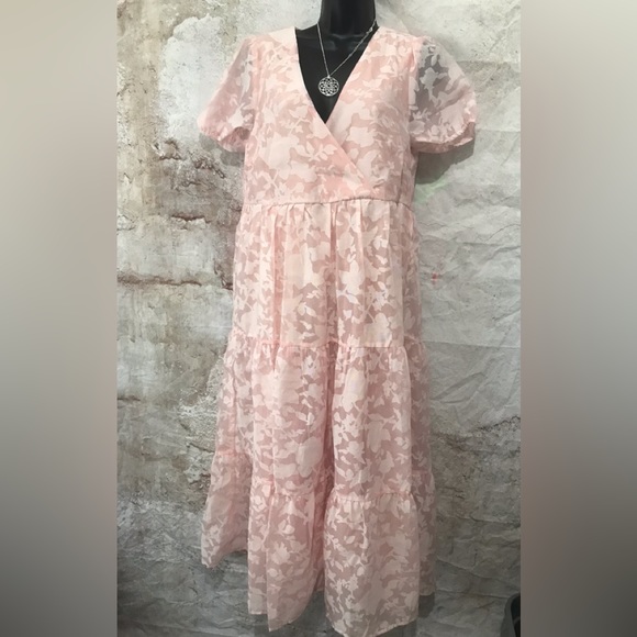 NWT Vila Clothes Vibeauty MIDI Rosebloom Chiffon Tiered Lined vNeck Dress Small - Picture 1 of 7